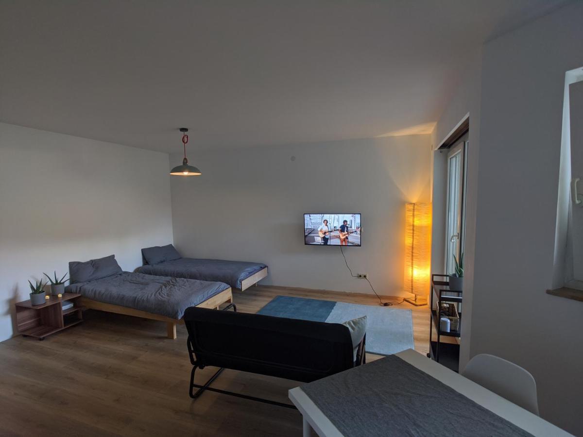 Ideales Messe Appartment 15Min Fahrtweg Kirchheim unter Teck Exterior photo
